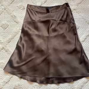 Banana Republic 100% silk skirt